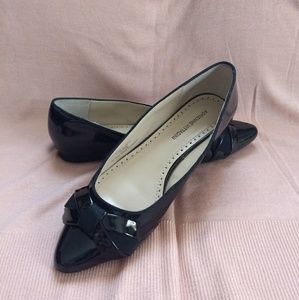 Pointy Toe Bow Flats